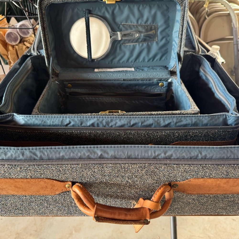 Hartmann Vintage Blue Travel Set - Picture 13 of 13